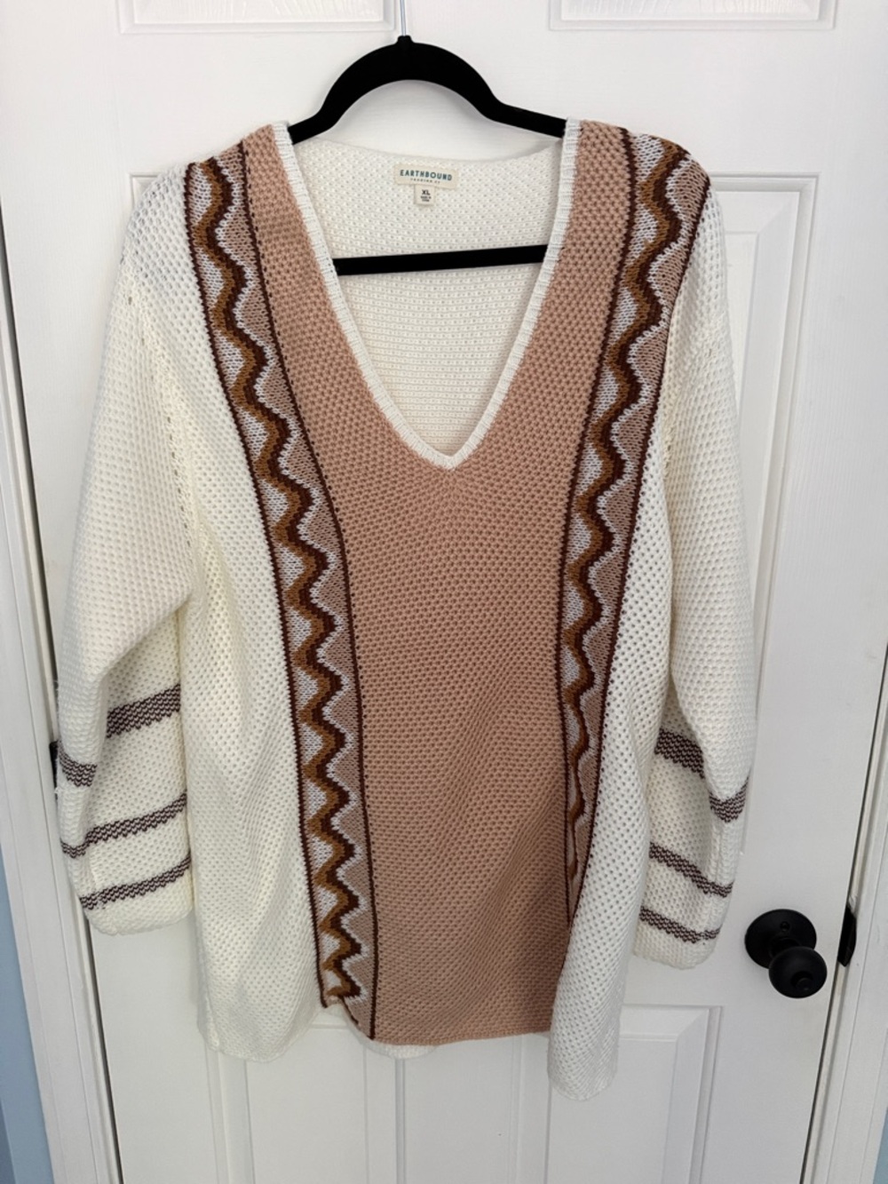 EARTHBOUND Cream and Tan V-Neck Knit Sweater with Brown Accent Trim